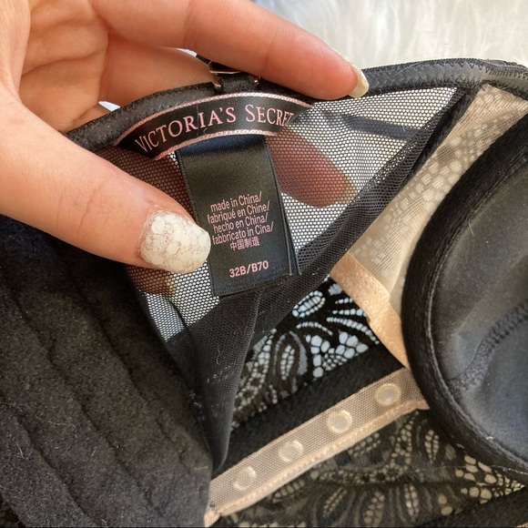 Vintage Victoria’s Secret Bustier (32B) - Picture 5 of 5
